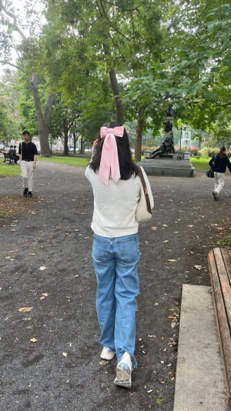 Allure commerce editor Sarah Han wearing the Jennifer Behr Virginia Bow Barrette